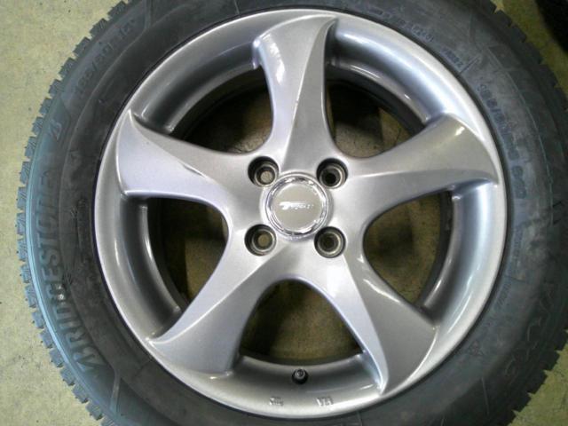 BRIDGESTONE BLIZZAK VRX3 + TOPRUN RD5