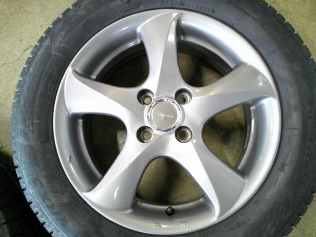 BRIDGESTONE BLIZZAK VRX3 + TOPRUN RD5