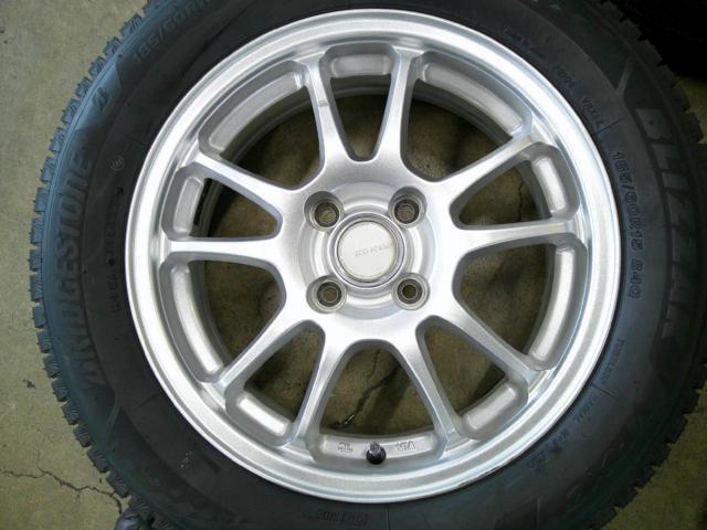 BRIDGESTONE BLIZZAK VRX3 + ECO FORME SE-10