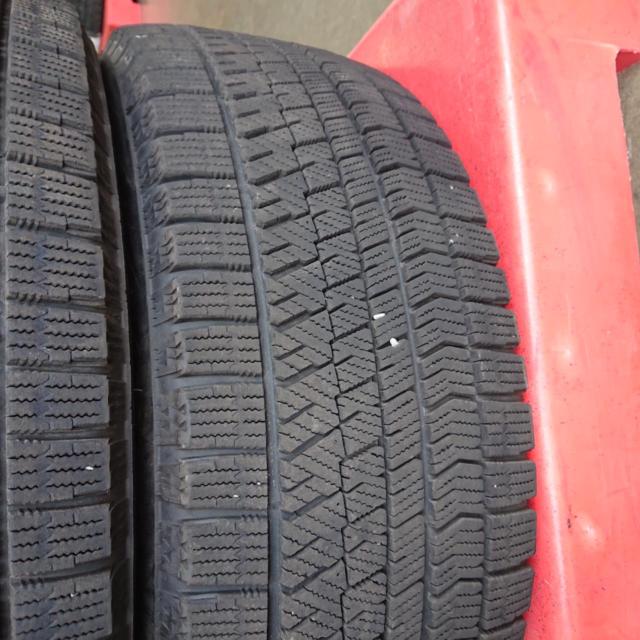 BRIDGESTONE BLIZZAK VRX2 + Modulo MS-039
