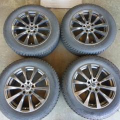 BRIDGESTONE BLIZZAK DM-V3 + MARUKA SERVICE Lefinada MOTION 2