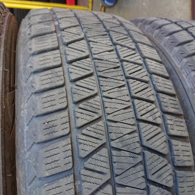BRIDGESTONE BLIZZAK DM-V3 + MARUKA SERVICE Lefinada MOTION 2