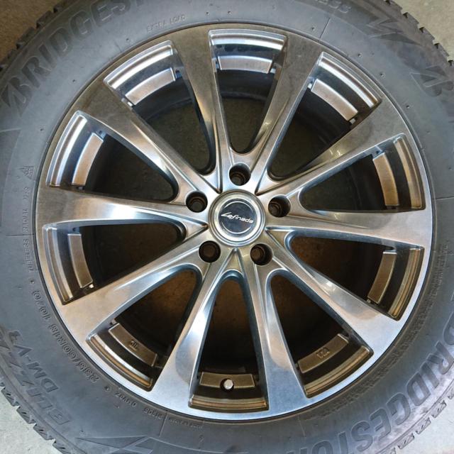 BRIDGESTONE BLIZZAK DM-V3 + MARUKA SERVICE Lefinada MOTION 2