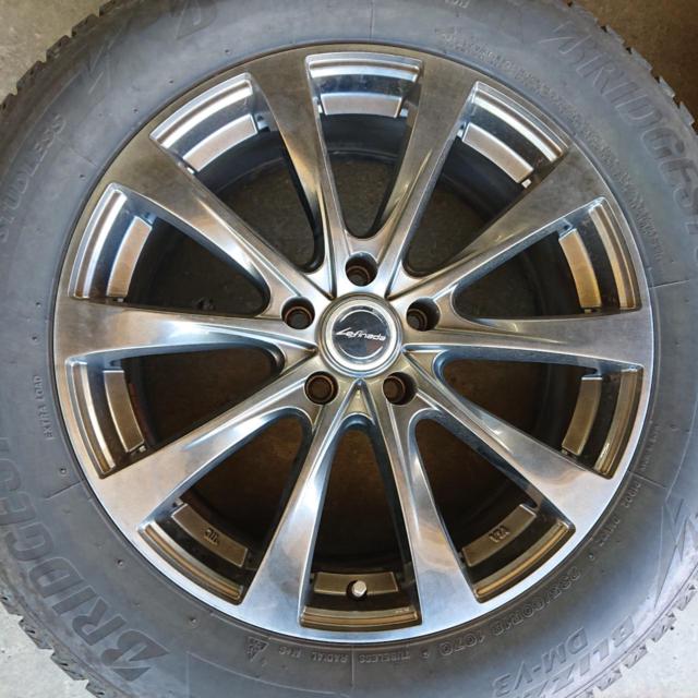 BRIDGESTONE BLIZZAK DM-V3 + MARUKA SERVICE Lefinada MOTION 2