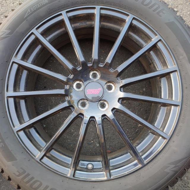 BRIDGESTONE BLIZZAK DM-V3 + STI フォレスター純正オプションホイール