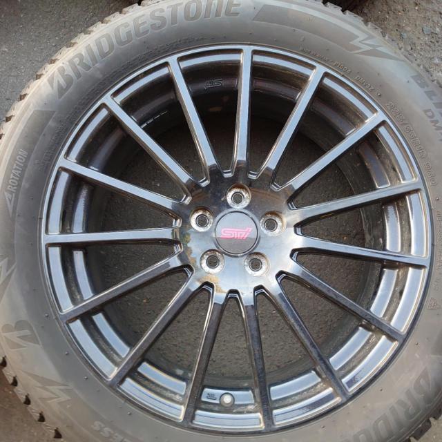 BRIDGESTONE BLIZZAK DM-V3 + STI フォレスター純正オプションホイール