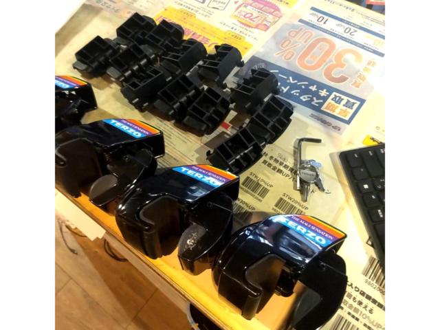 【TERZO】ルーフレール付車専用ベースフット EF9