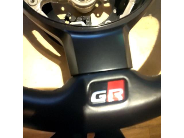 【トヨタ純正】GR86(ZD8)ステアリング
