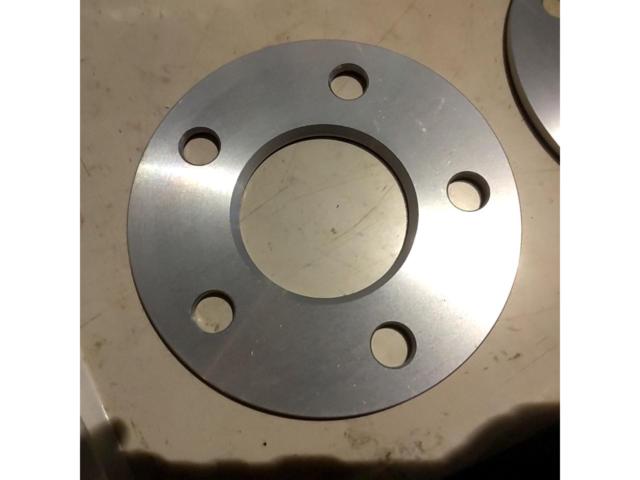 【メーカー不明】PCD112-5H 5mm スペーサー