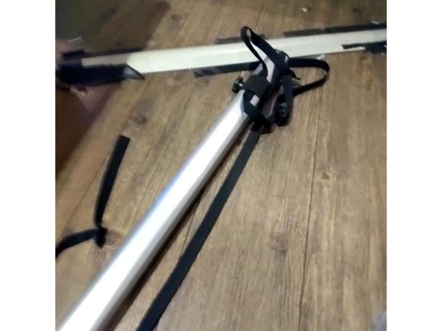 【トヨタ純正】10系アルファード/ヴェルファイア純正トランクバー