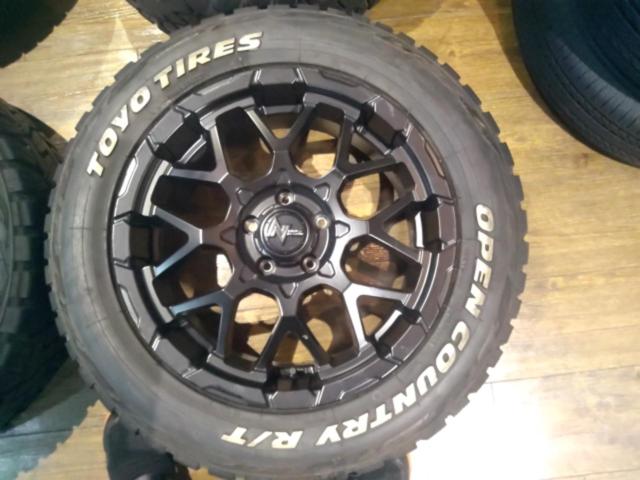 MARUKA SERVICE(マルカサービス) NITRO POWER(ナイトロパワー) M28 BULLET メッシュホイール   + TOYO(トーヨー) OPEN COUNTRY R/T