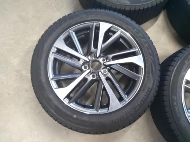 トヨタ純正(TOYOTA)  カローラクロス Zグレード 純正ホイール  + BRIDGESTONE(ブリヂストン) BLIZZAK VRX2