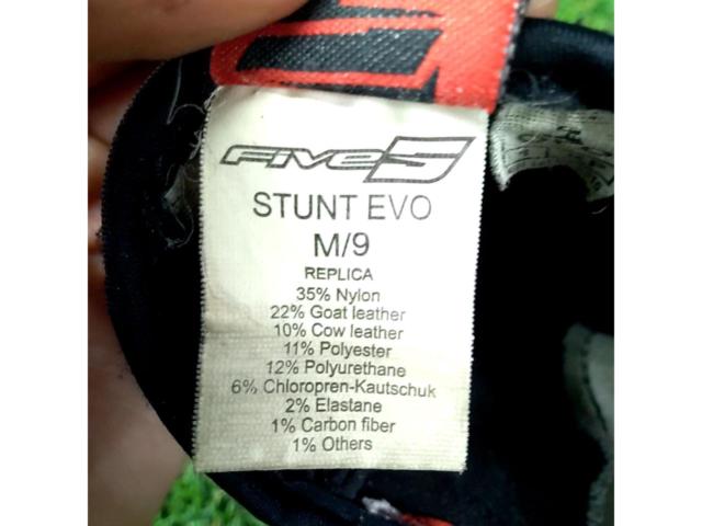 FIVE STUNT EVO M/9サイズ