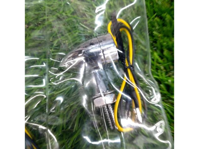 メーカー不明 小型LEDウインカー 2個セット