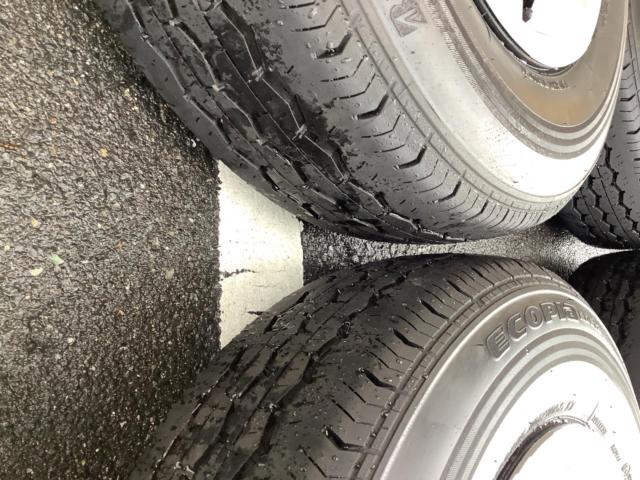 トヨタ純正(TOYOTA)  ハイエース 200系 純正スチールホイール + BRIDGESTONE ECOPIA RD613 107/105S LT  + BRIDGESTONE(ブリヂ