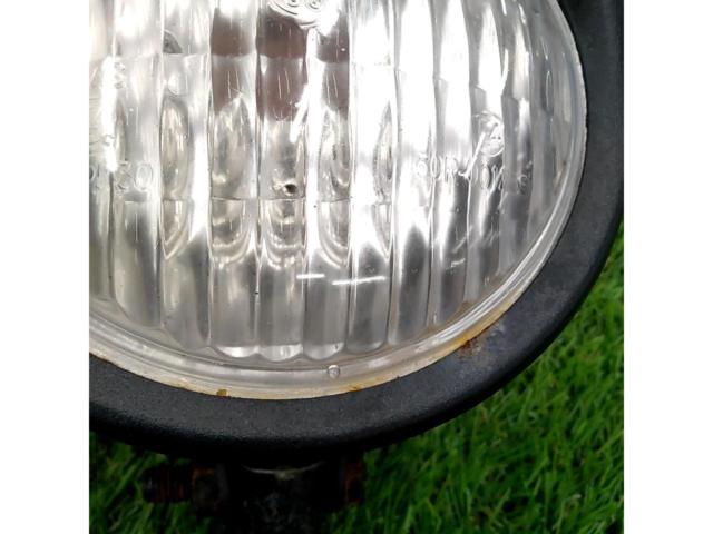 Unknown Manufacturer
General-purpose headlight