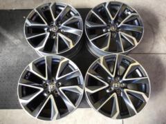 TOYOTA カローラスポーツ/GZグレード純正ホイール