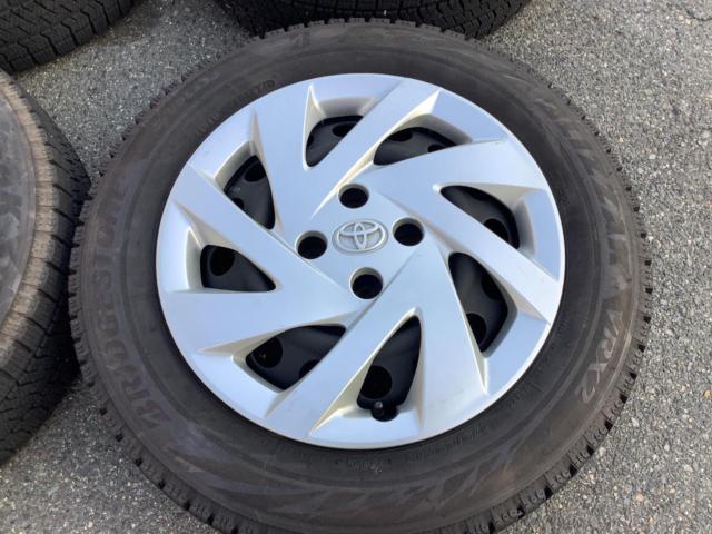 TOYOTA アクア スチールホイール + BRIDGESTONE VRX2