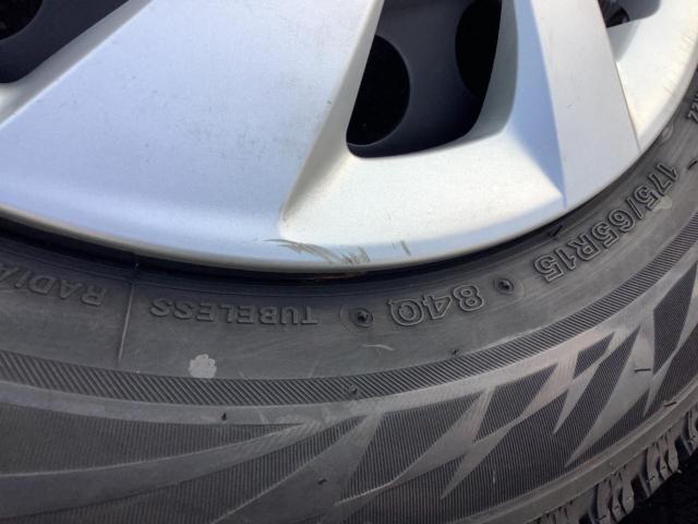 TOYOTA アクア スチールホイール + BRIDGESTONE VRX2