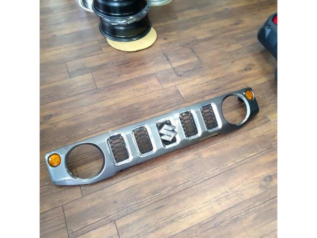 【スズキ純正】ジムニーノマド JC74W 純正 フロントグリル 
