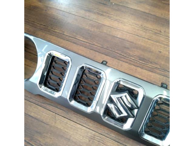 【スズキ純正】ジムニーノマド JC74W 純正 フロントグリル 