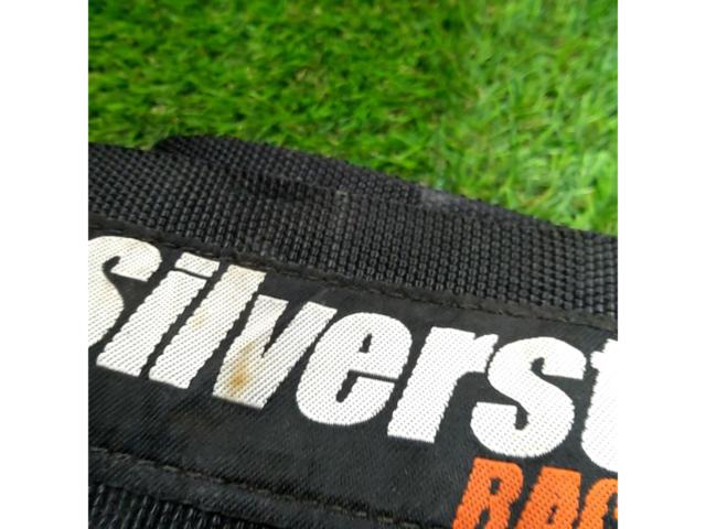 Silverstone  6点式 シートベルト