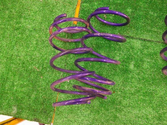 KYB Lowfer Sports ダウンサス