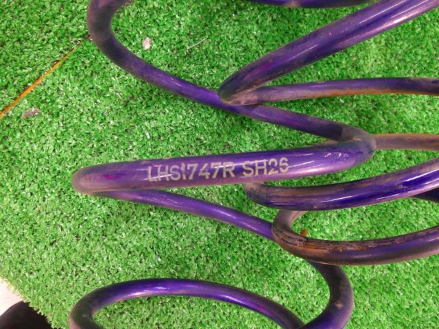 KYB Lowfer Sports ダウンサス