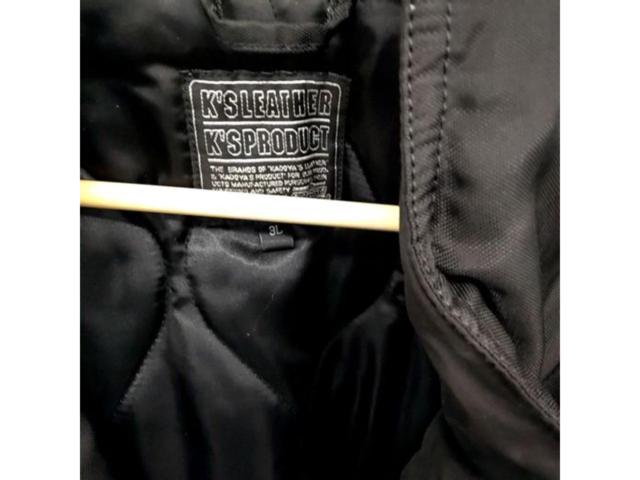 KADOYA jacket
3L size