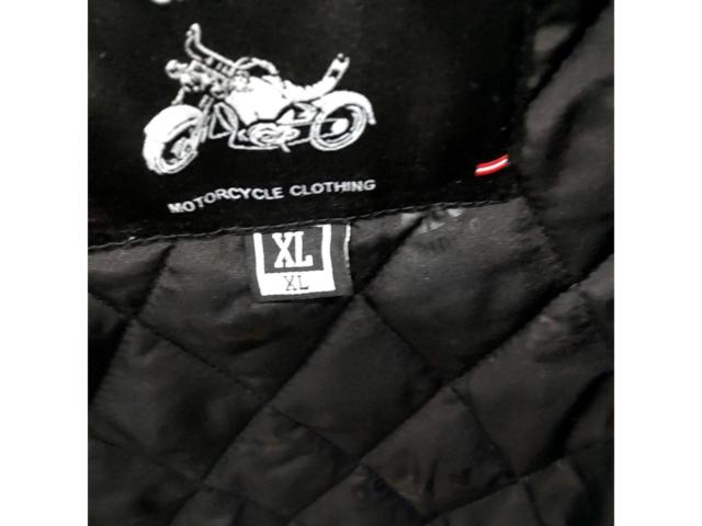 DUHAN jacket
XL size