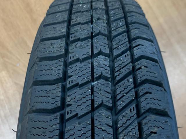ひな壇下2 LEBEN BL1 + GOODYEAR ICE NAVI8