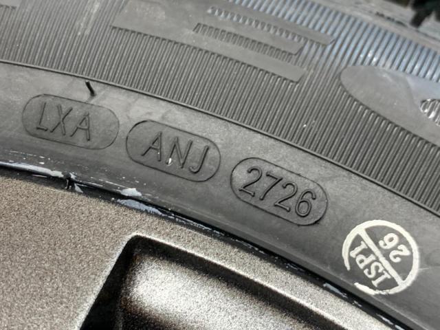 倉庫8 HOT STUFF Exceeder E03 + KENDA KR36 ※バランス調整済み!!