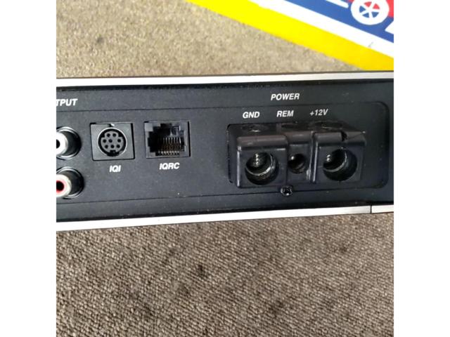 KICKER IQ500.1 パワーアンプ