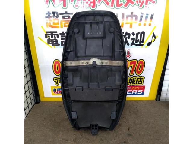 【ゼファーχ】KAWASAKI(カワサキ) 純正シート