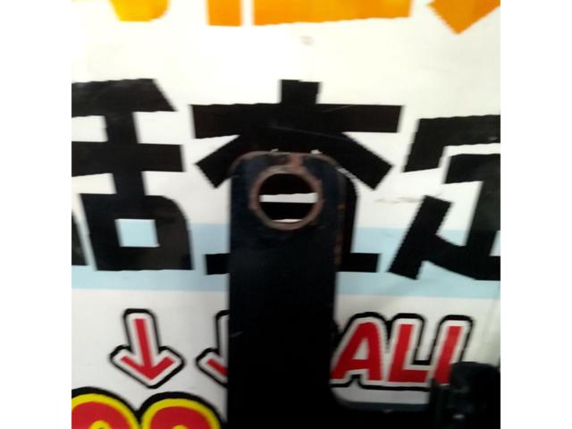 NV350 Caravan/E26 Kawai Manufacturing Co., Ltd.
Seat rail/driver's side N079R
