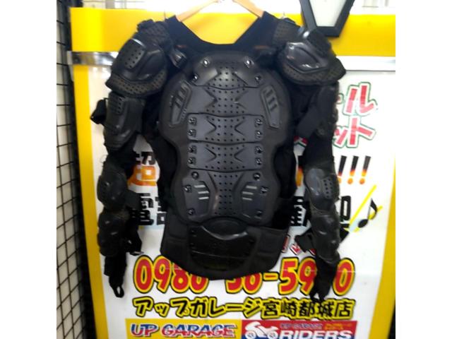 2【サイズXXL】メーカー不明 ボディプロテクター