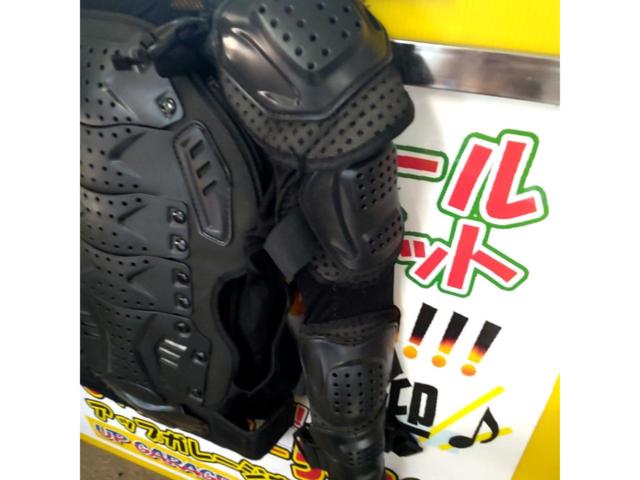 2【サイズXXL】メーカー不明 ボディプロテクター