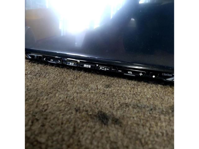 Clarion MAX777W