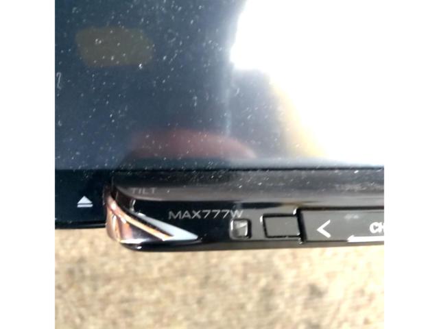 Clarion MAX777W
