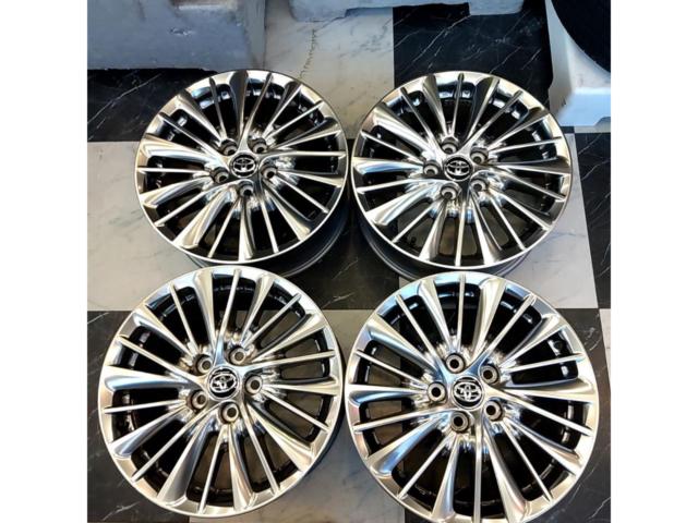 TOYOTA(トヨタ) 30系アルファード/ヴェルファイア 後期純正ホイール