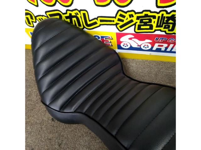【ドラッグスター1100クラシック】 ガレージT&F タックロールダブルシート