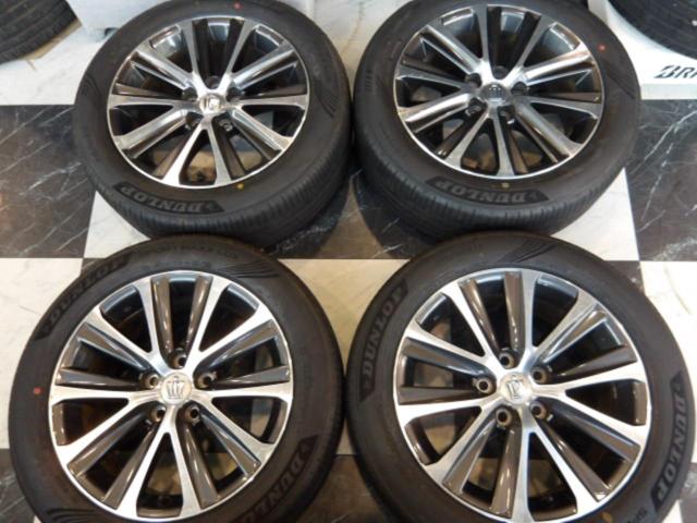 トヨタ純正(TOYOTA)  210系クラウン後期 アスリートターボ 純正ホイール   + DUNLOP(ダンロップ) SPORT MAXX LUX