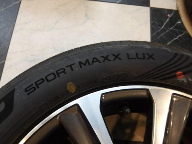 トヨタ純正(TOYOTA)  210系クラウン後期 アスリートターボ 純正ホイール   + DUNLOP(ダンロップ) SPORT MAXX LUX