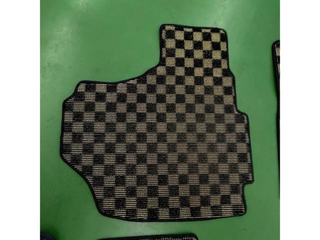 【メーカー不明】ルーミー用フロアマット