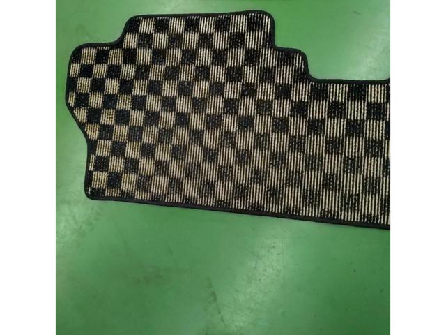 【メーカー不明】ルーミー用フロアマット