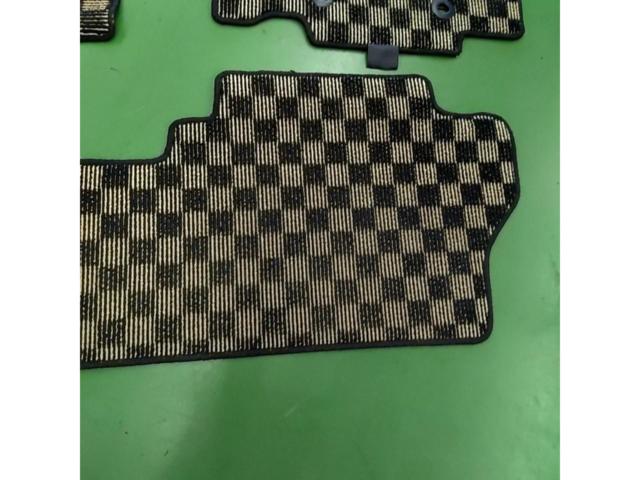 【メーカー不明】ルーミー用フロアマット