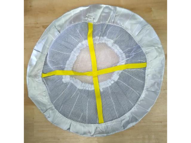 【メーカー不明】スノーソックス(布製タイヤチェーン)