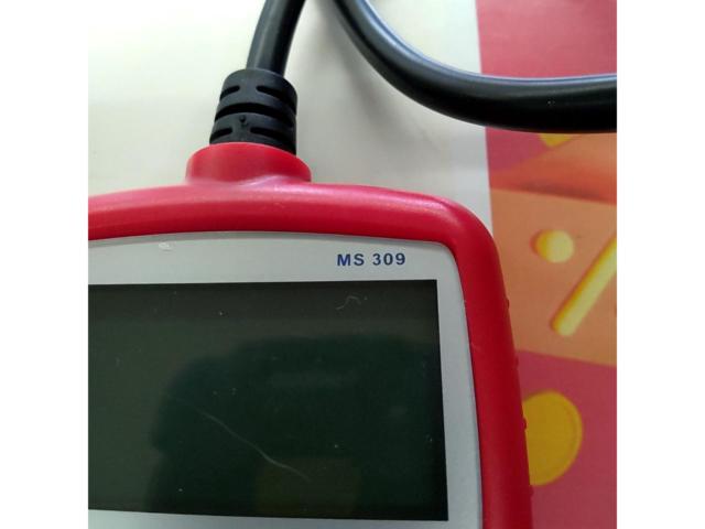 【メーカー不明】OBD2診断機