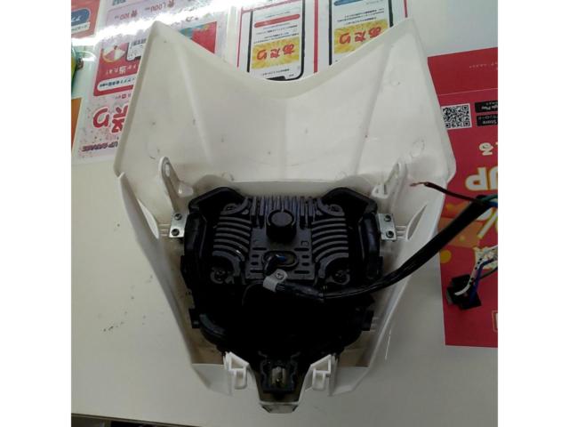 【メーカー不明】ヘッドライトカウル