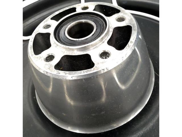 Harley-Davidson Street Glide
Original wheel